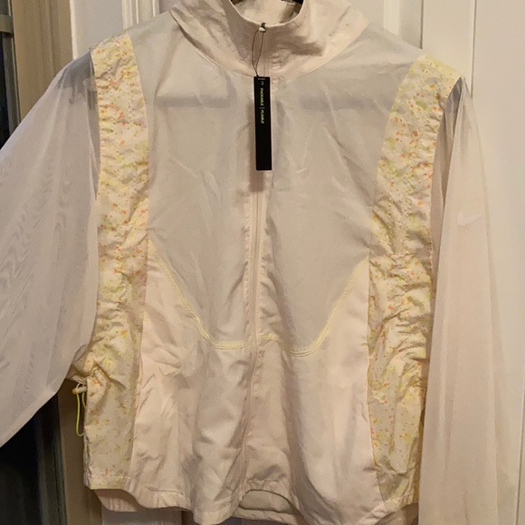 Nike running jacket - Picture 1 of 7